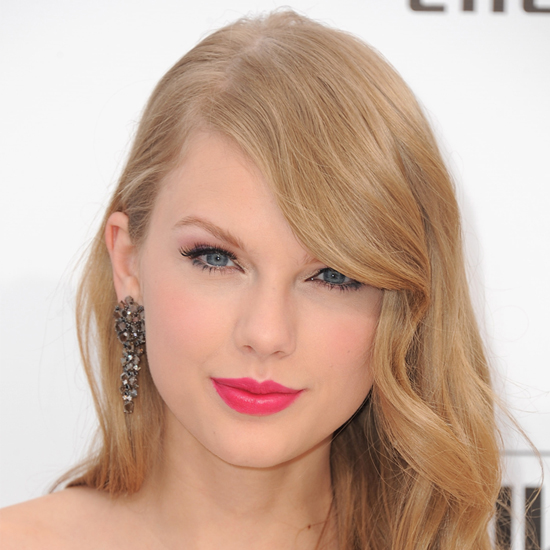 taylor swift bangs 2011. Taylor Swift was a vision